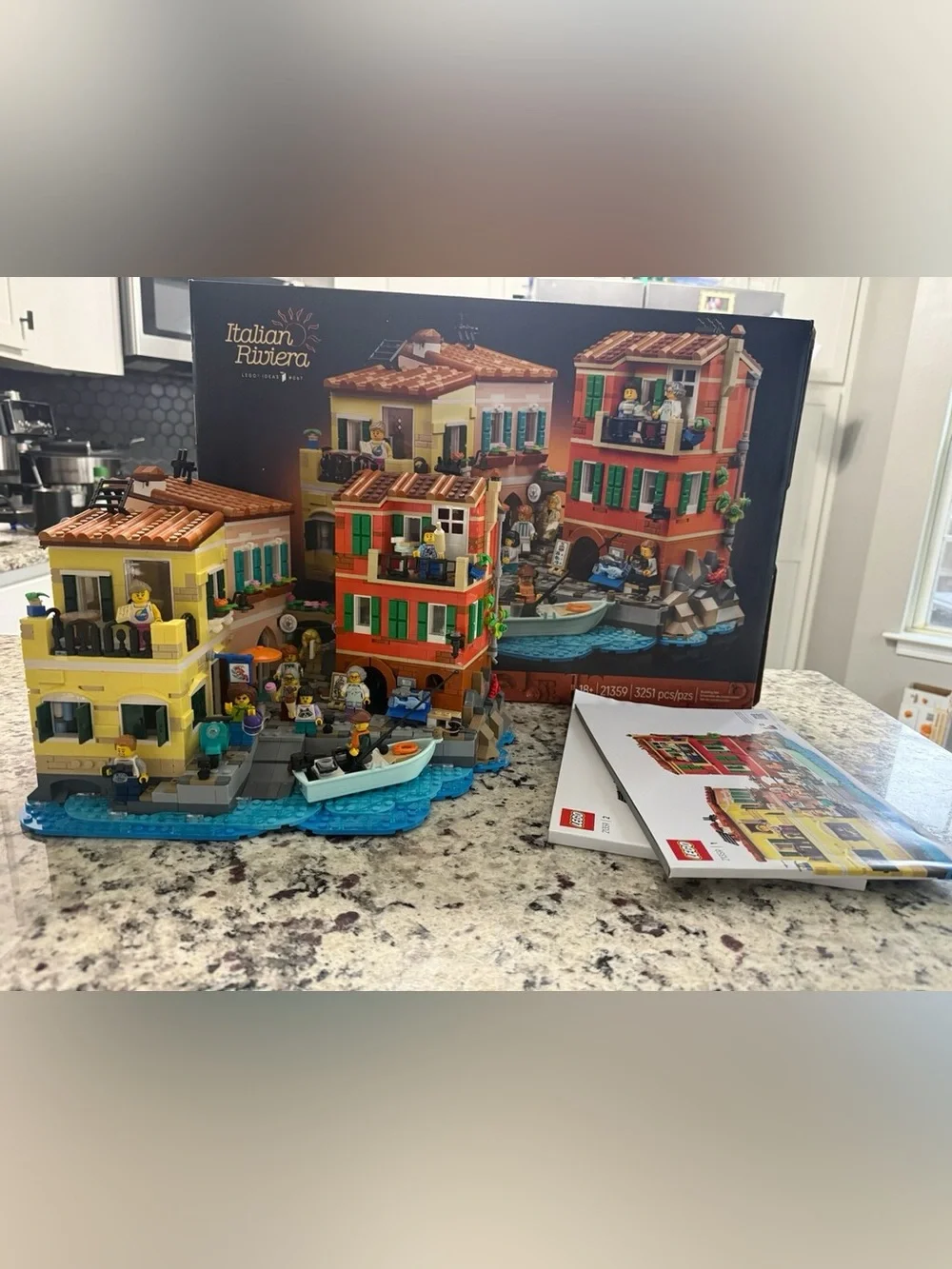 LEGO Ideas 21359 Italian Riviera 3251 Pieces Box & Instructions